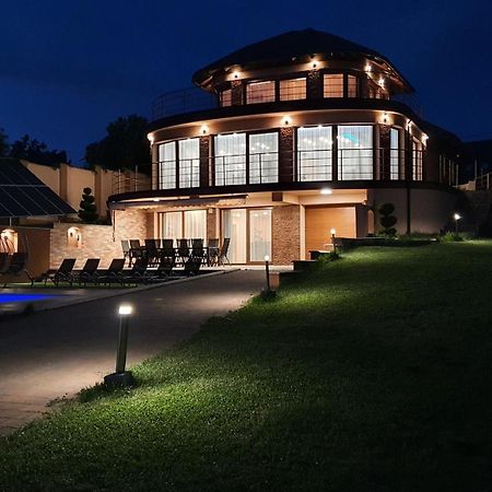 Royal Villa Кестели Екстериор снимка